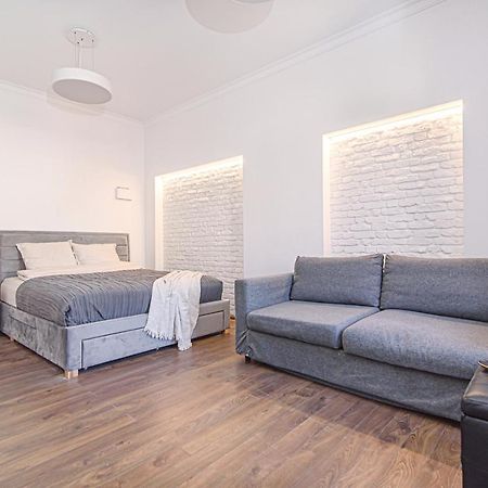 Welcoming Studio In Historic Vilnius With Free Parking By Urban Rent Apartment Екстериор снимка