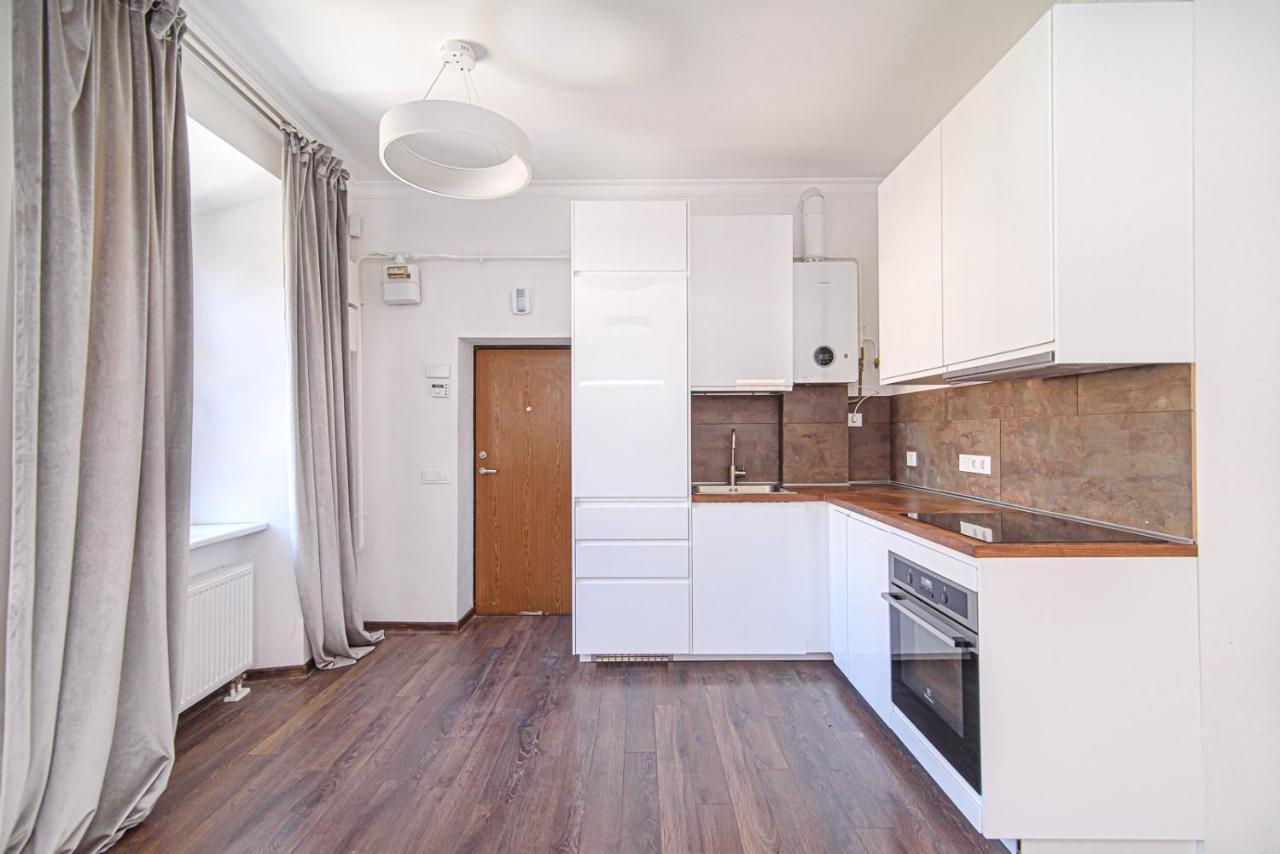 Welcoming Studio In Historic Vilnius With Free Parking By Urban Rent Apartment Екстериор снимка