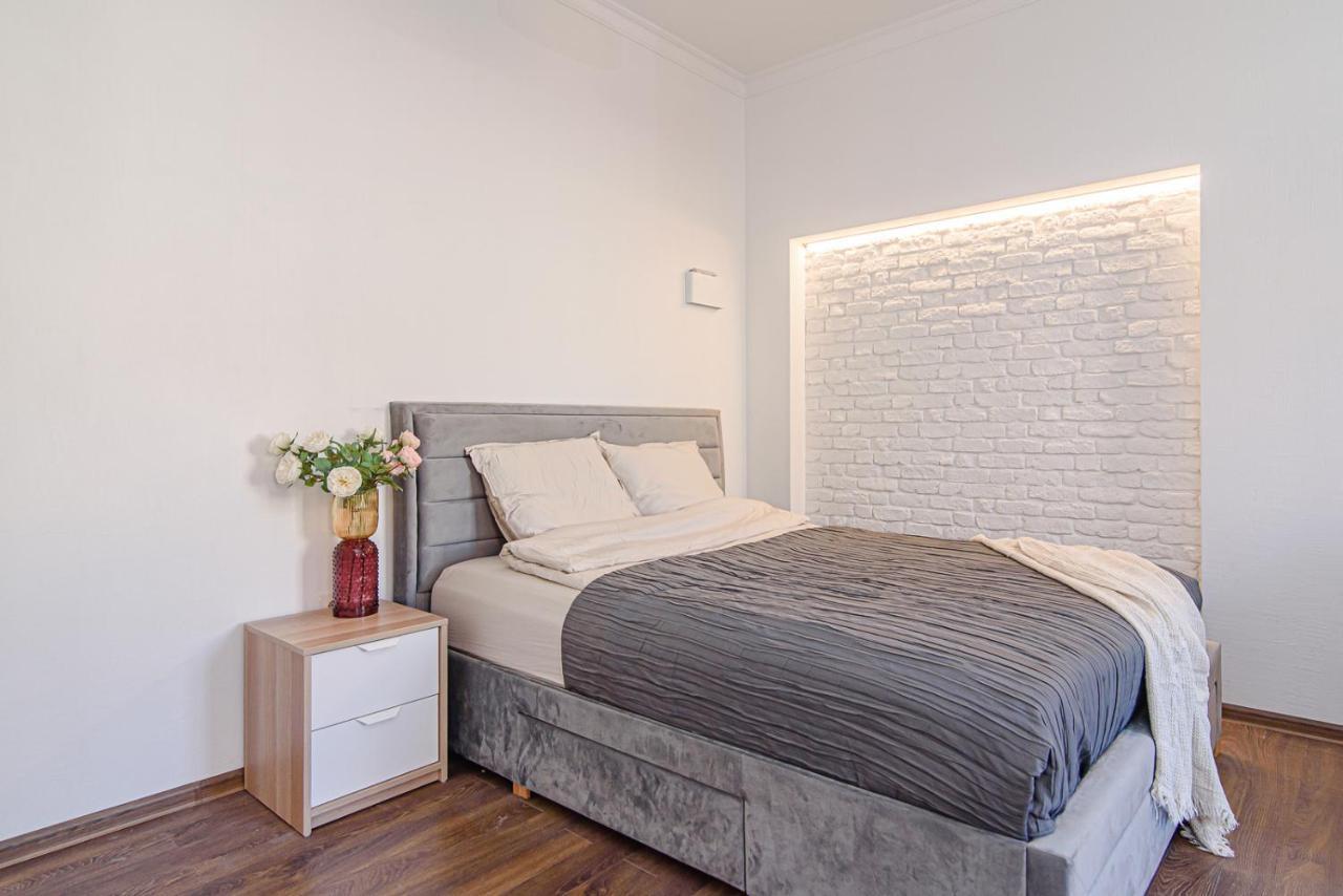 Welcoming Studio In Historic Vilnius With Free Parking By Urban Rent Apartment Екстериор снимка